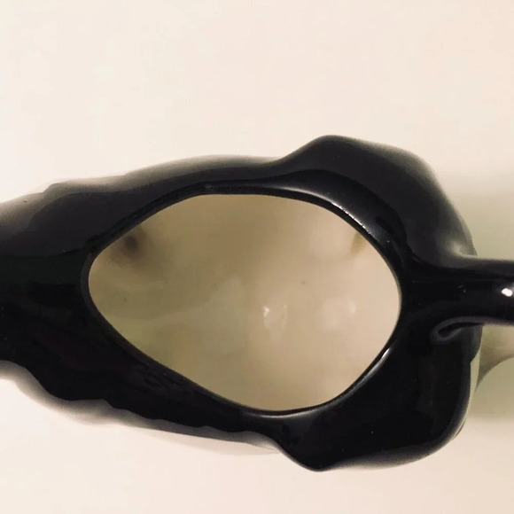 Vintage Otagiri Cow Creamer Black and White 5.5 Inch Long - Picture 11 of 16